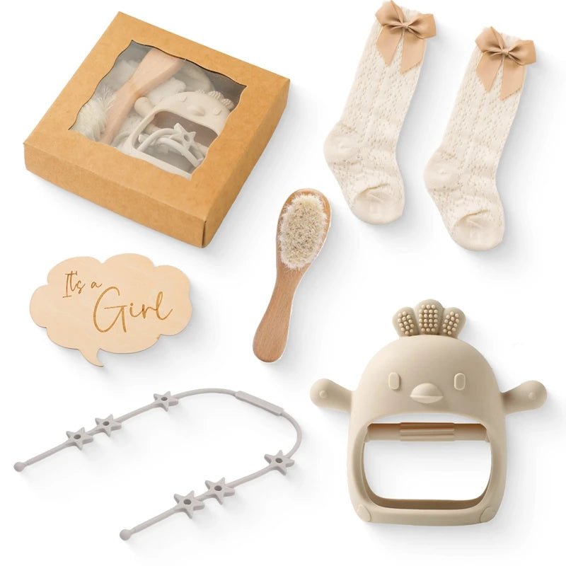 It's A Girl Newborn Gift Set - Skaldo & Malin