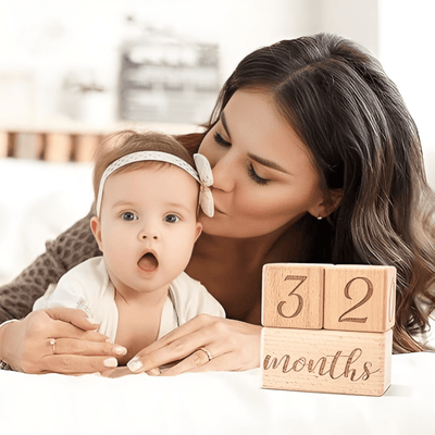 Newborn Firsts Wooden Squares Milestone - Skaldo & Malin